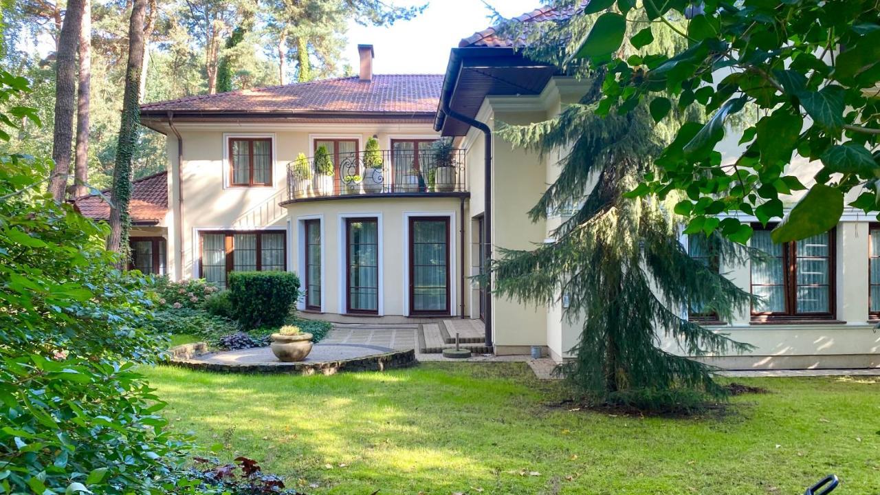 Luxury Villa Indoor Pool Warsaw Magdalenka Exterior photo